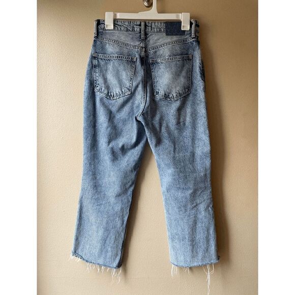 We the Free High Rise Raw Hem Cropped Straight Leg Jean Women's Size 28 - Picture 2 of 2